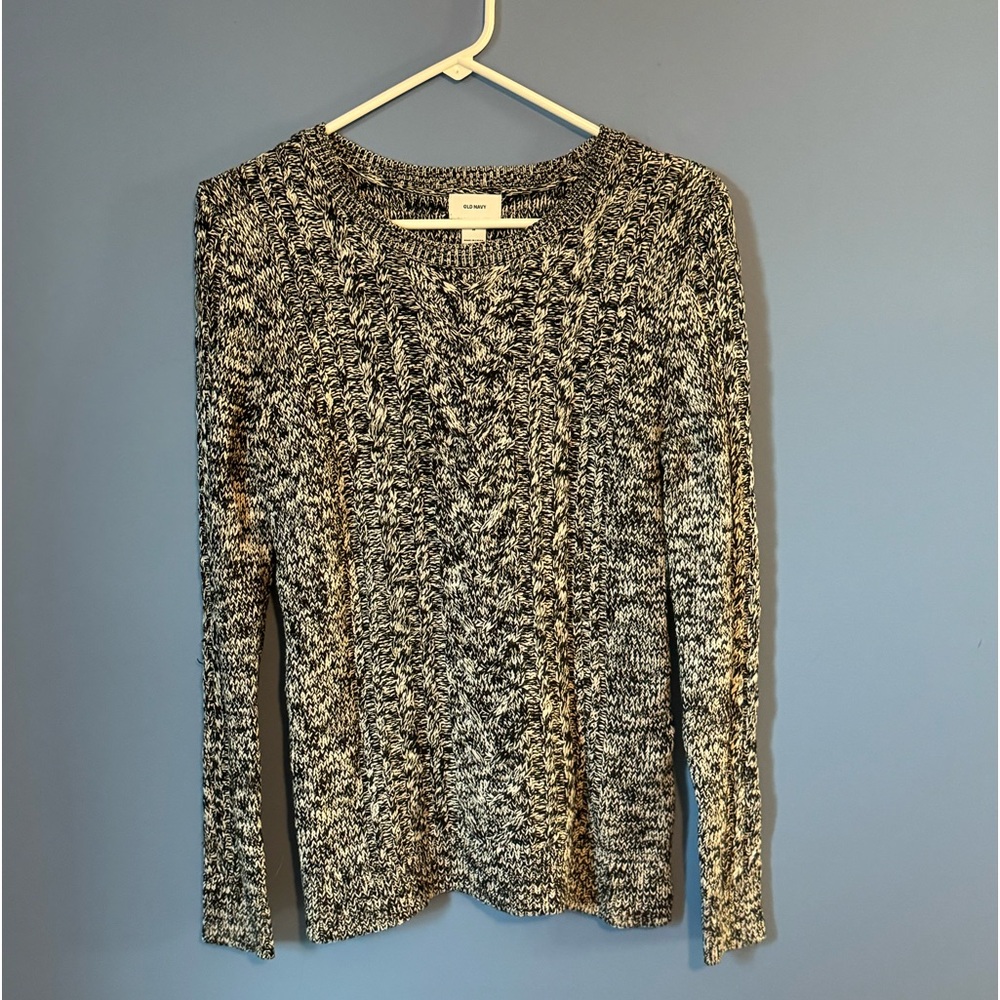 Old navy sweater
